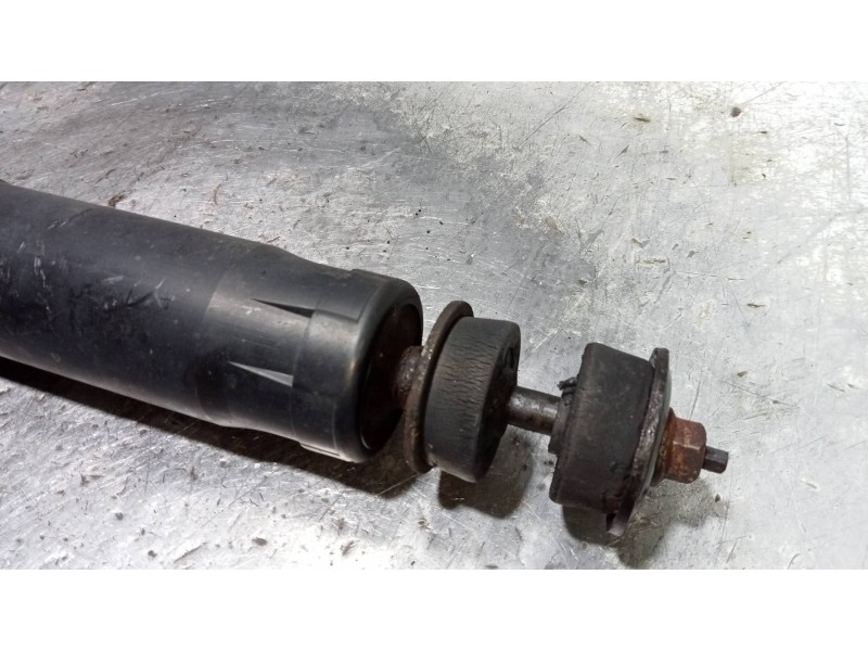 Recambio de amortiguador delantero derecho para jeep gr.cherokee (wj/wg) 3.1 td laredo referencia OEM IAM   