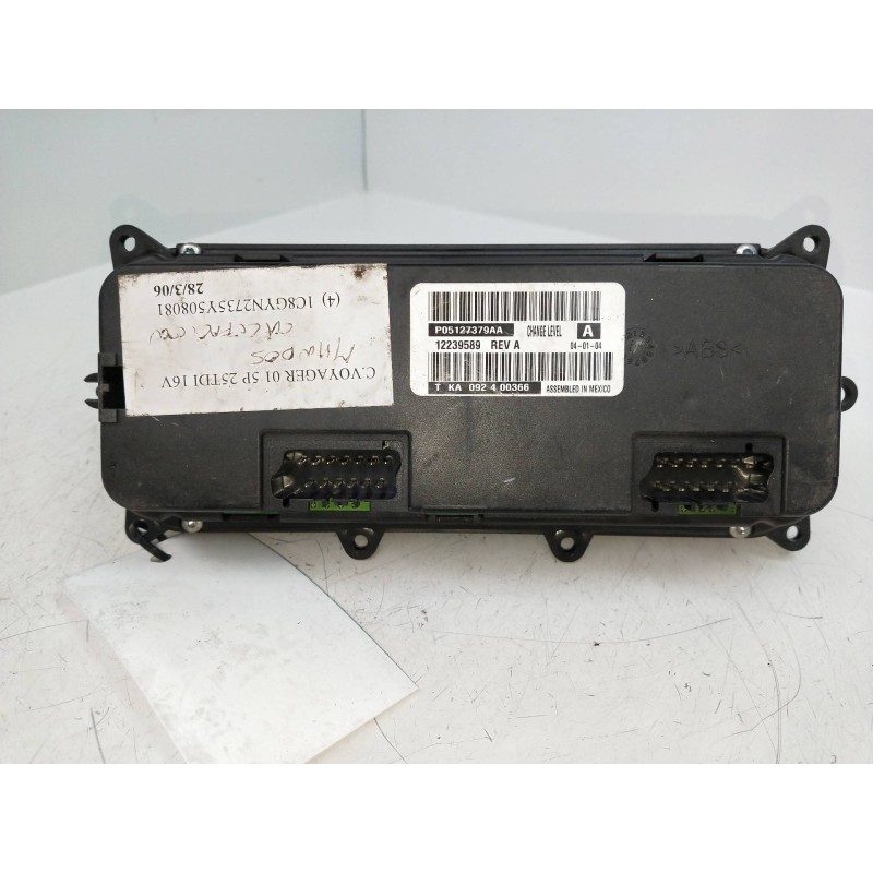 Recambio de mando calefaccion / aire acondicionado para chrysler voyager (rg) 2.5 crd cat referencia OEM IAM P05127379AA TKA0924