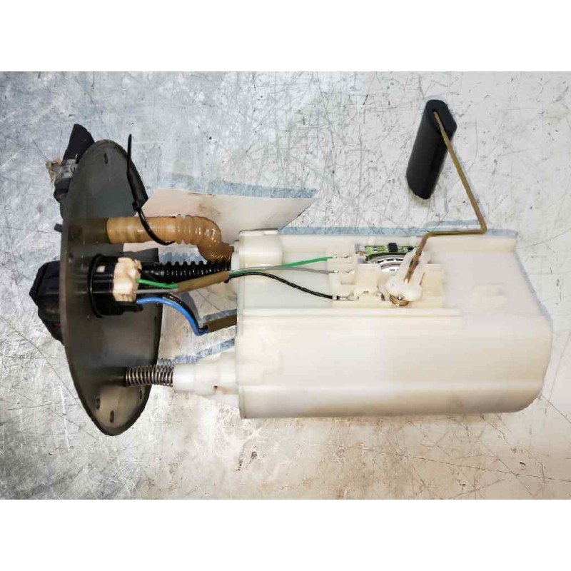 Recambio de bomba combustible para kia carnival ii 2.5 v6 ex referencia OEM IAM 0K52C1335X 083000790 DENSO AFORADOR