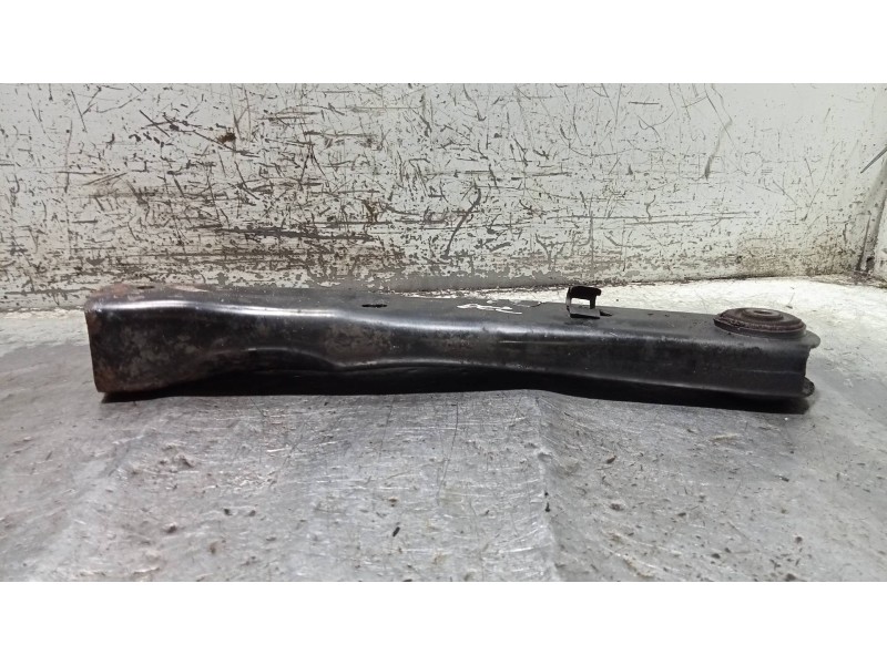 Recambio de brazo suspension inferior delantero izquierdo para jeep gr.cherokee (wj/wg) 3.1 td laredo referencia OEM IAM   