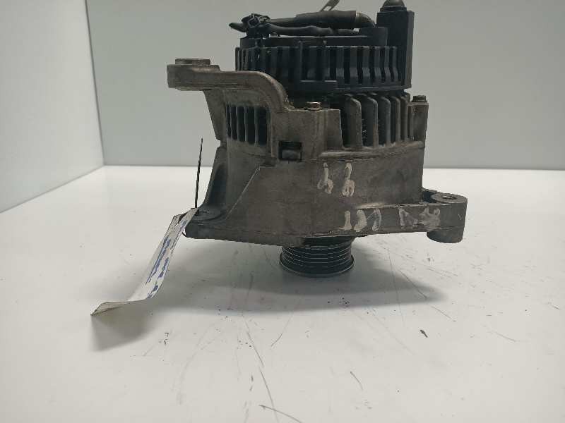 Recambio de alternador para audi a4 avant (b5) 1.8 t avant referencia OEM IAM  058906016E VALEO 90A