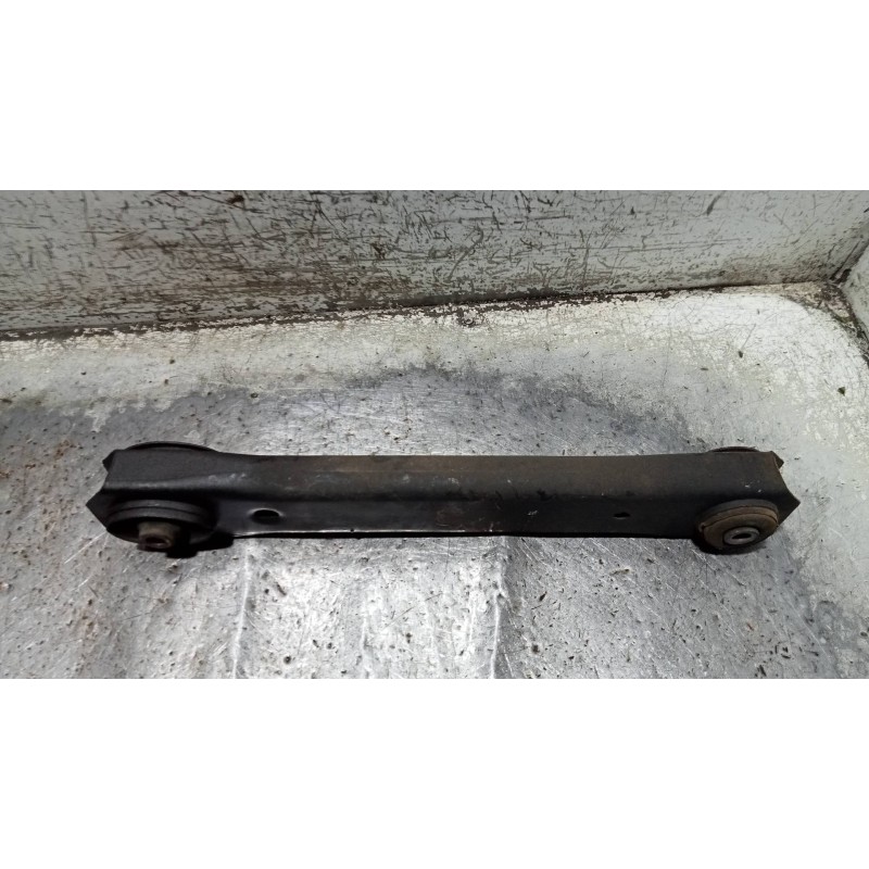 Recambio de brazo suspension inferior trasero izquierdo para jeep gr.cherokee (wj/wg) 3.1 td laredo referencia OEM IAM   