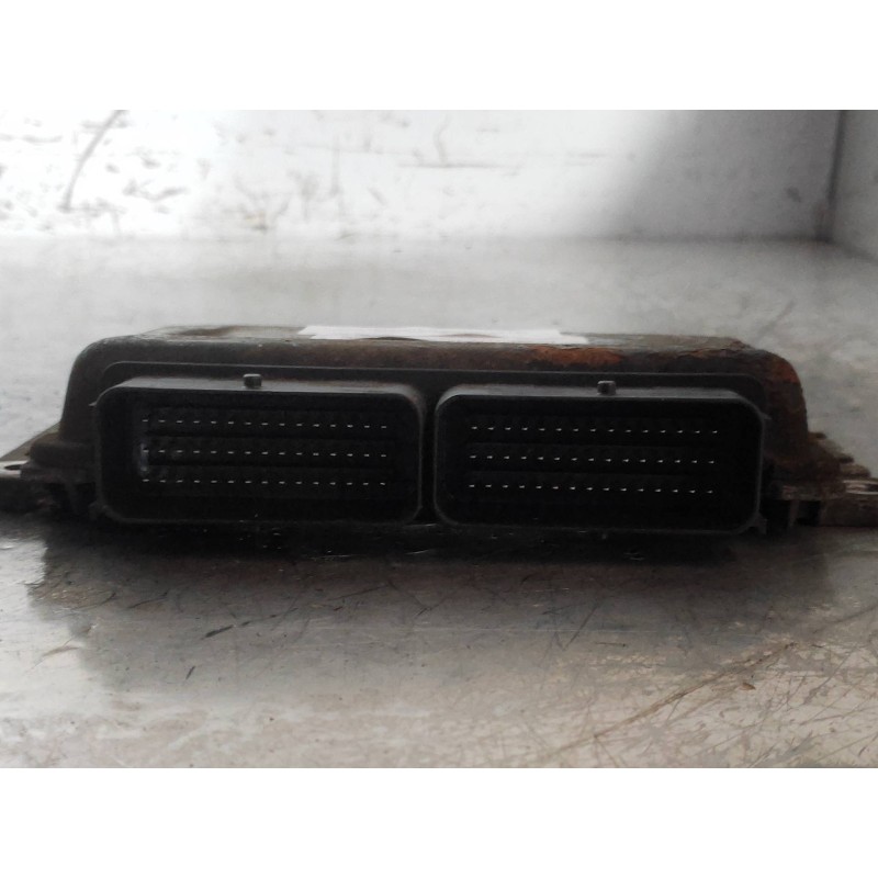 Recambio de centralita motor uce para renault megane i fase 2 classic (la..) 1.4 16v rt referencia OEM IAM S110030048B 820004616