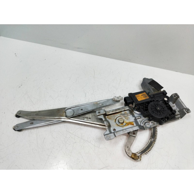 Recambio de elevalunas delantero derecho para opel corsa b 1.7 diesel referencia OEM IAM   5P