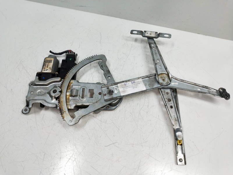 Recambio de elevalunas delantero derecho para opel corsa c 1.2 16v cat (z 12 xe / lw4) referencia OEM IAM 400609K 09113364 5P