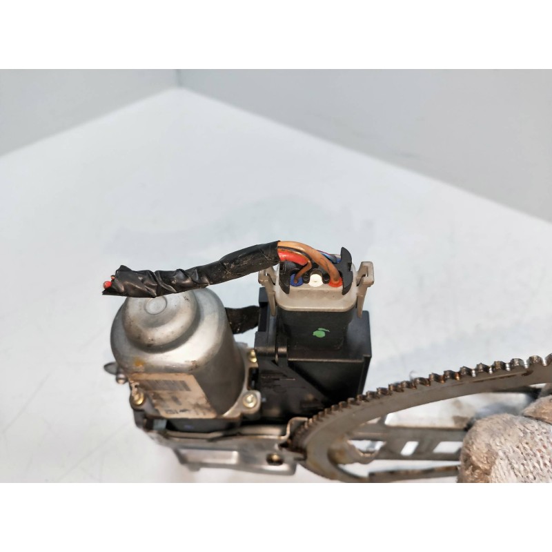 Recambio de elevalunas delantero derecho para opel corsa c 1.2 16v cat (z 12 xe / lw4) referencia OEM IAM 400609K 09113364 5P
