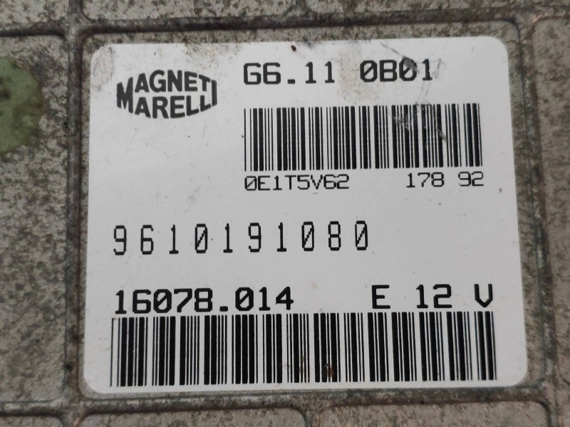 Recambio de centralita motor uce para peugeot 205 berlina 1.1 referencia OEM IAM G6110B01 9610191080 16078014