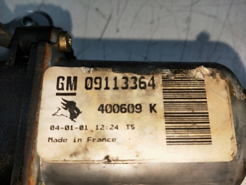 Recambio de elevalunas delantero derecho para opel corsa c 1.2 16v cat (z 12 xe / lw4) referencia OEM IAM 400609K 09113364 5P