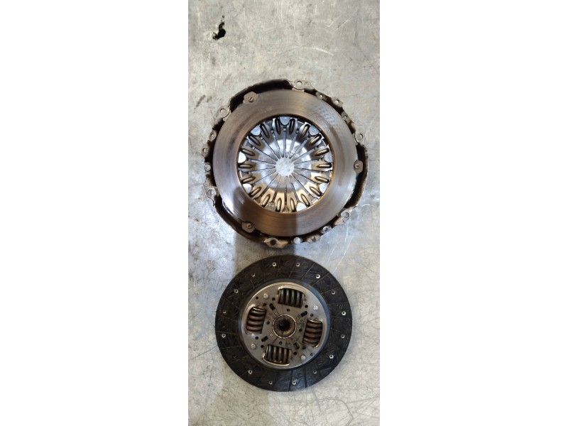 Recambio de kit embrague para citroen jumpy 2.0 hdi sx furg. referencia OEM IAM   