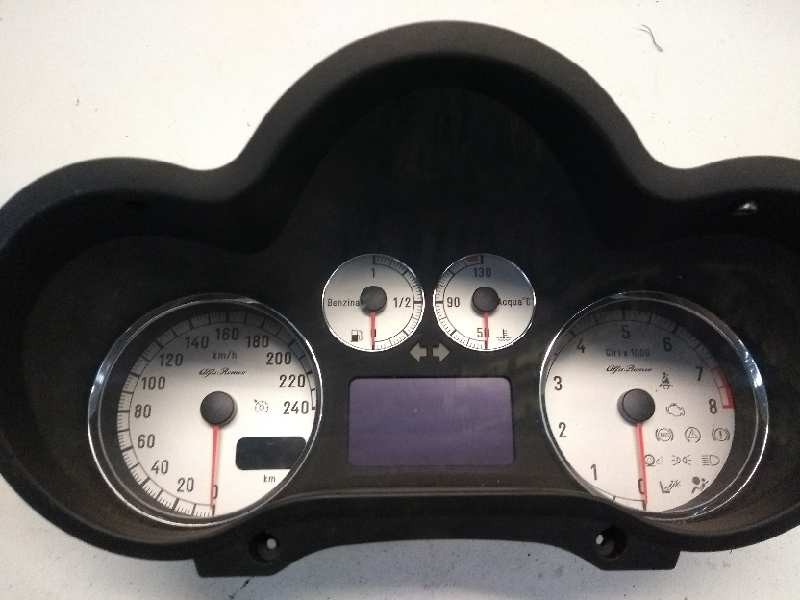 Recambio de cuadro instrumentos para alfa romeo 147 (190) 1.6 16v cat referencia OEM IAM 156071287 110080304071 
