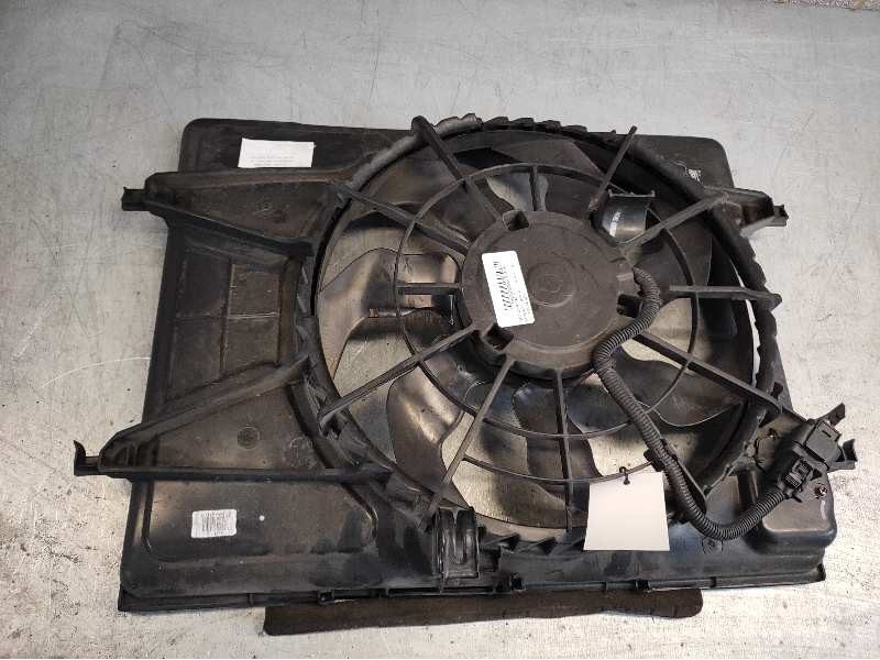 Recambio de electroventilador para hyundai i30 classic gl referencia OEM IAM 01253042R010  