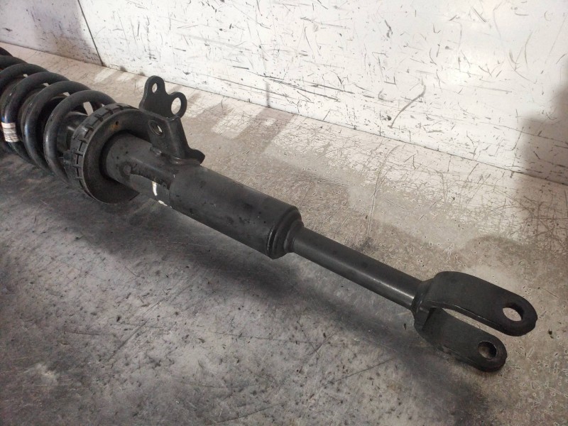 Recambio de amortiguador delantero izquierdo para bmw serie 5 lim. (f10) 520d referencia OEM IAM   