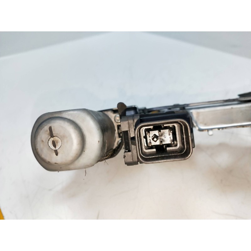 Recambio de elevalunas delantero izquierdo para opel corsa c 1.3 16v cdti cat (z 13 dt / ln9) referencia OEM IAM 400706F 1317307