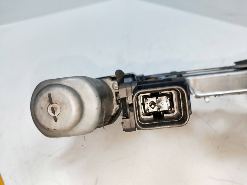 Recambio de elevalunas delantero izquierdo para opel corsa c 1.3 16v cdti cat (z 13 dt / ln9) referencia OEM IAM 400706F 1317307