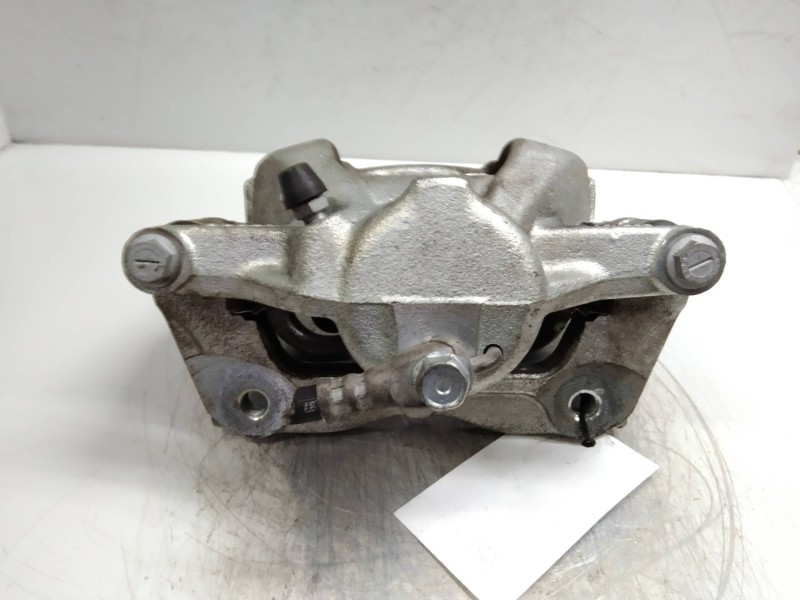 Recambio de pinza freno delantera izquierda para toyota avensis cross sport (t27) advance referencia OEM IAM   