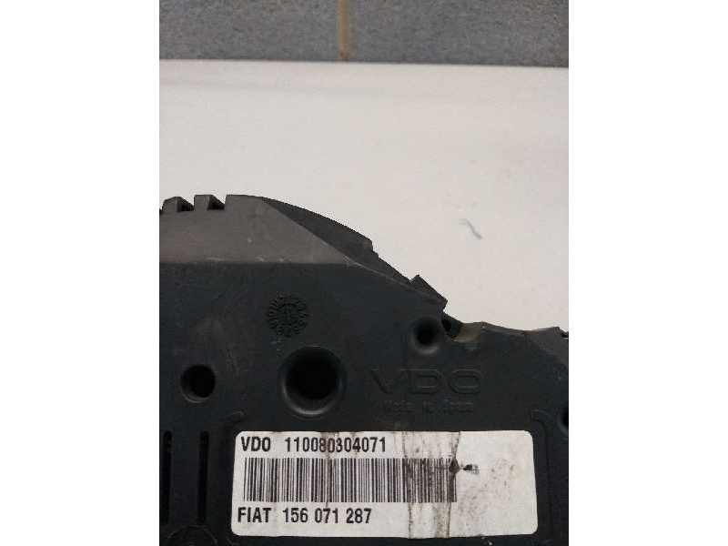Recambio de cuadro instrumentos para alfa romeo 147 (190) 1.6 16v cat referencia OEM IAM 156071287 110080304071 