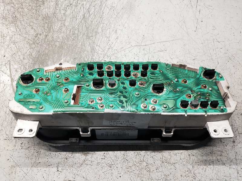 Recambio de cuadro instrumentos para kia sportage 2.0 turbodiesel cat referencia OEM IAM 0K07V55430 20000811 20034330 5002A