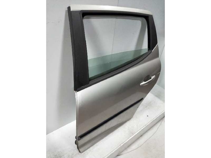 Recambio de puerta trasera izquierda para peugeot 207 sw sport referencia OEM IAM   