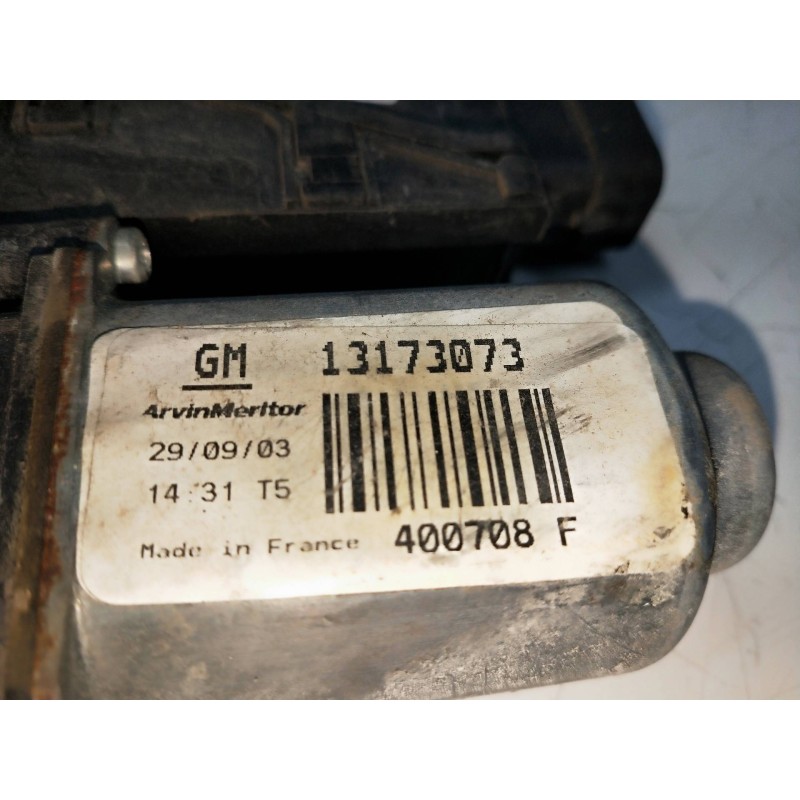 Recambio de elevalunas delantero derecho para opel corsa c blue line referencia OEM IAM 400708F 13173073 5P