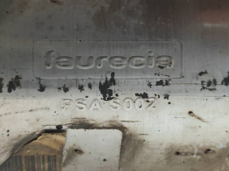 Recambio de filtro de particulas para citroen c3 picasso live edition referencia OEM IAM F026 S002 CATALIZADOR