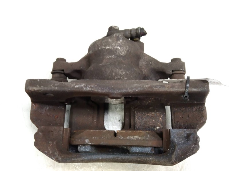 Recambio de pinza freno delantera derecha para toyota auris 1.6 16v cat referencia OEM IAM   
