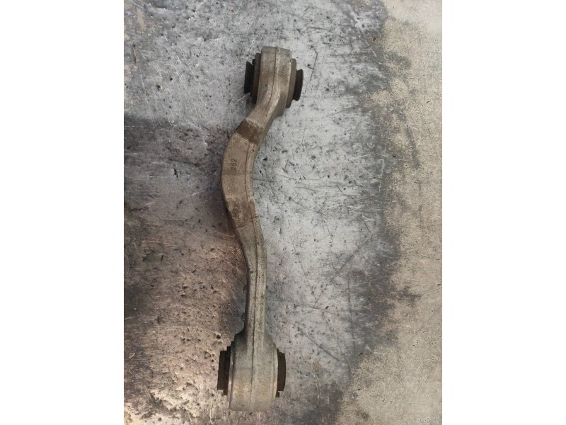 Recambio de brazo suspension superior trasero derecho para bmw serie 5 lim. (f10) 520d referencia OEM IAM   