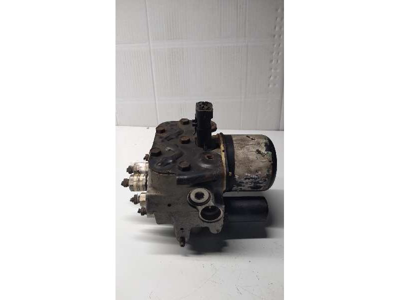 Recambio de abs para chrysler voyager (es) referencia OEM IAM 28225313306A 561062226  Recambio de abs para chrysler voyager (es) referencia OEM IAM 28225313306A 561062226