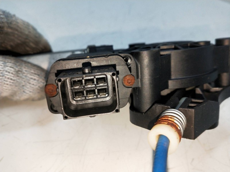 Recambio de elevalunas delantero derecho para opel corsa d 1.3 16v cdti referencia OEM IAM 72017003  5P