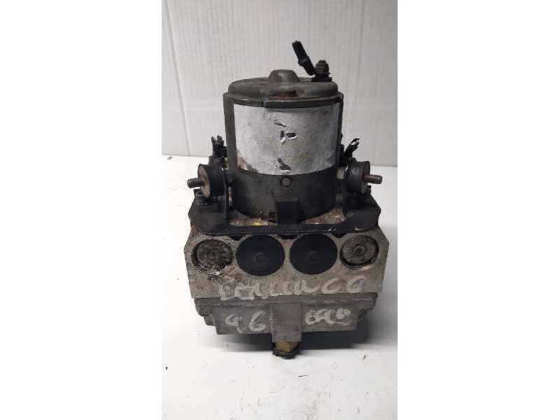 Recambio de abs para citroen berlingo 1.9 diesel referencia OEM IAM 0265216042  