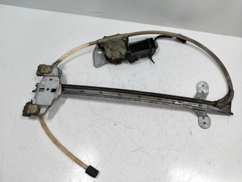 Recambio de elevalunas trasero derecho para opel frontera a 2.3 turbodiesel referencia OEM IAM 400088  5P