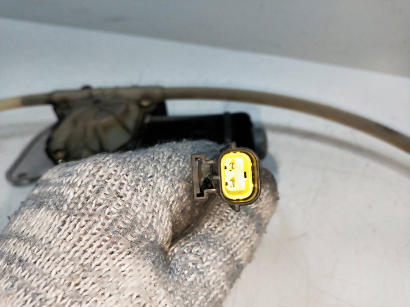 Recambio de elevalunas trasero derecho para opel frontera a 2.3 turbodiesel referencia OEM IAM 400088  5P