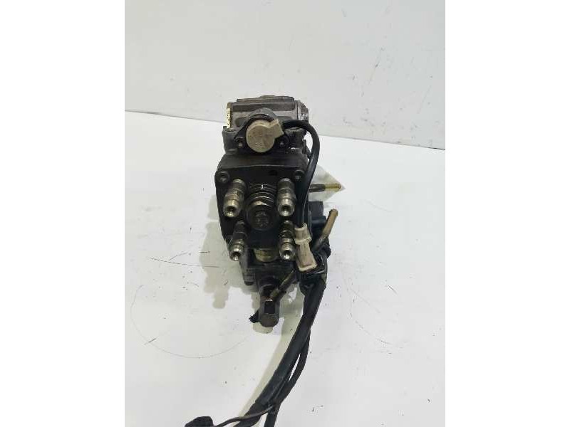 Recambio de bomba inyeccion para chrysler voyager (gs) 2.5 turbodiesel referencia OEM IAM 0460404975  BOSCH