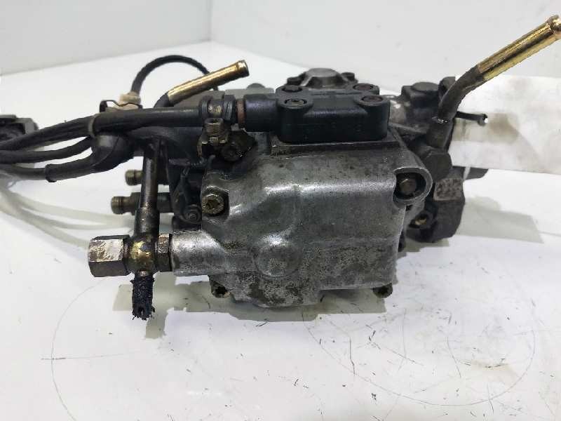 Recambio de bomba inyeccion para chrysler voyager (gs) 2.5 turbodiesel referencia OEM IAM 0460404975  BOSCH