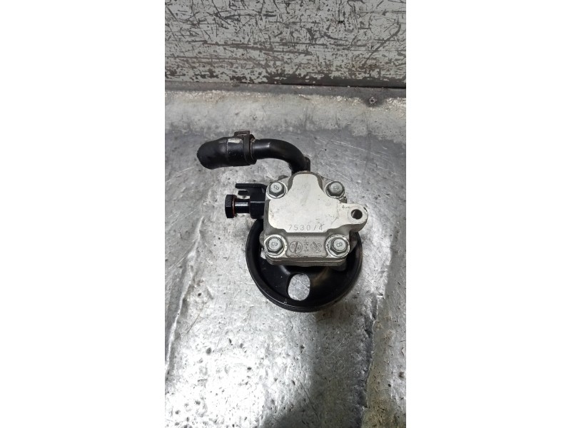 Recambio de bomba direccion para kia sorento 2.5 crdi referencia OEM IAM   