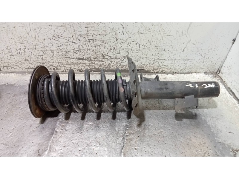 Recambio de amortiguador delantero izquierdo para volvo v60 kombi kinetic referencia OEM IAM 31262902  