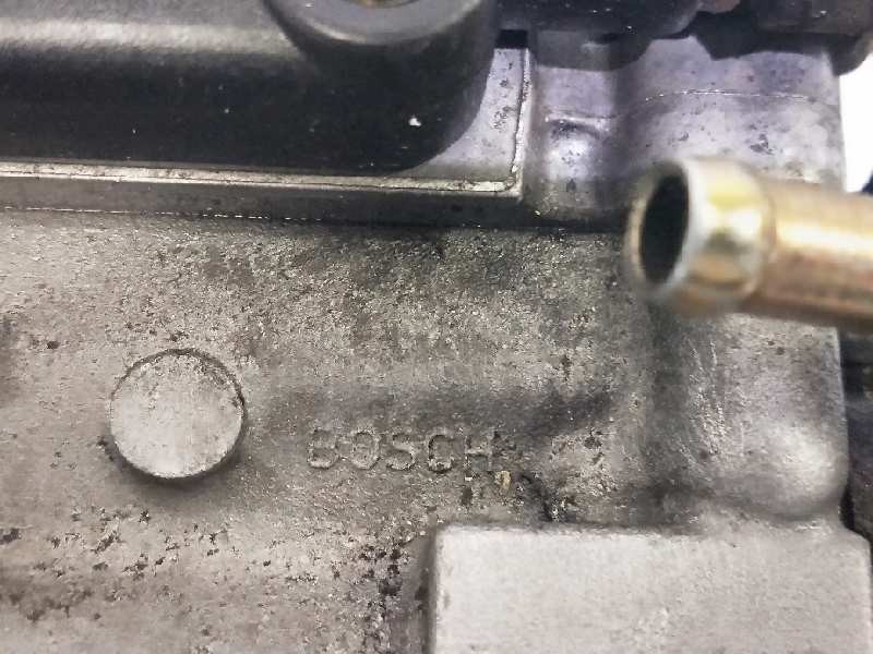 Recambio de bomba inyeccion para chrysler voyager (gs) 2.5 turbodiesel referencia OEM IAM 0460404975  BOSCH