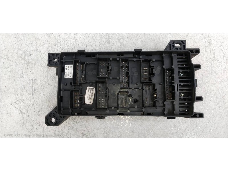 Recambio de caja reles / fusibles para kia sorento 2.5 crdi referencia OEM IAM 911613E010  