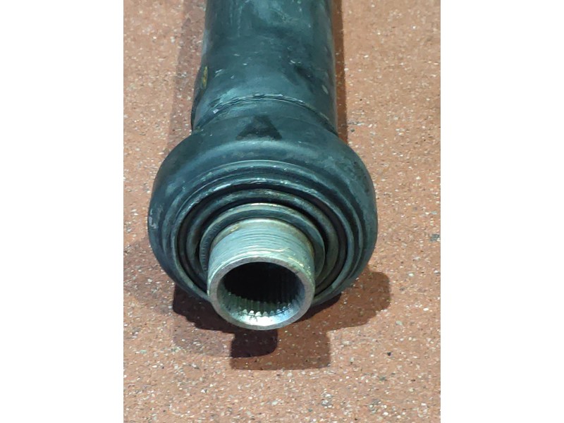 Recambio de transmision central para bmw serie 5 lim. (f10) 520d referencia OEM IAM 860854101  