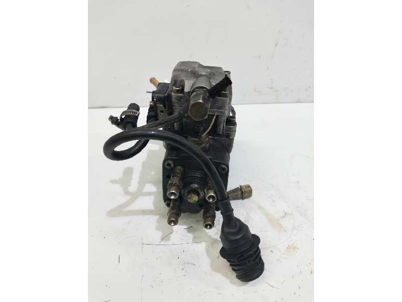 Recambio de bomba inyeccion para chrysler voyager (gs) 2.5 turbodiesel referencia OEM IAM 0460404988  BOSCH