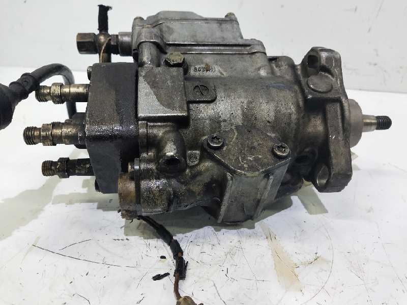 Recambio de bomba inyeccion para chrysler voyager (gs) 2.5 turbodiesel referencia OEM IAM 0460404988  BOSCH