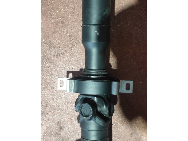 Recambio de transmision central para bmw serie 5 lim. (f10) 520d referencia OEM IAM 860854101  