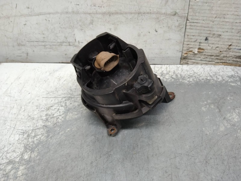 Recambio de faro antiniebla izquierdo para ssangyong rodius xdi referencia OEM IAM   