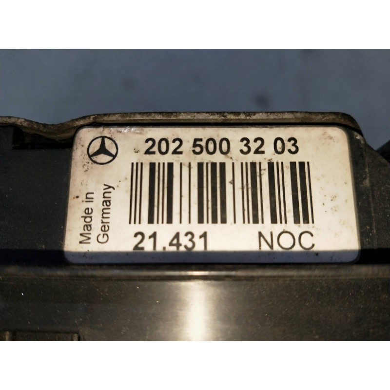 Recambio de radiador agua para mercedes clase c (w202) berlina 2.3 16v cat referencia OEM IAM 2025003203   Recambio de radiador agua para mercedes clase c (w202) berlina 2.3 16v cat referencia OEM IAM 2025003203
