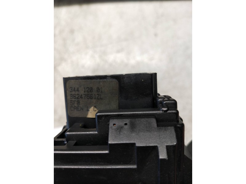 Recambio de mando limpia para citroen xsara berlina 1.9 td sx referencia OEM IAM 96247561ZL 34412001 97