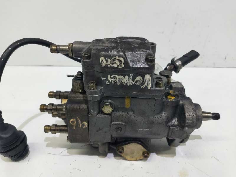 Recambio de bomba inyeccion para chrysler voyager (gs) 2.5 turbodiesel referencia OEM IAM 0460404988  BOSCH