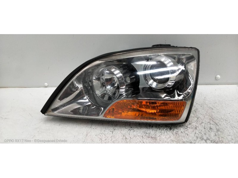 Recambio de faro izquierdo para kia sorento 2.5 crdi referencia OEM IAM 921013E5XX  