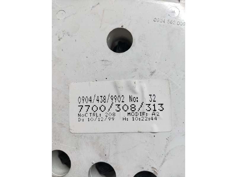 Recambio de cuadro instrumentos para renault trafic (desde 5.89) 1.9 diesel referencia OEM IAM 7700308313 09044389902 