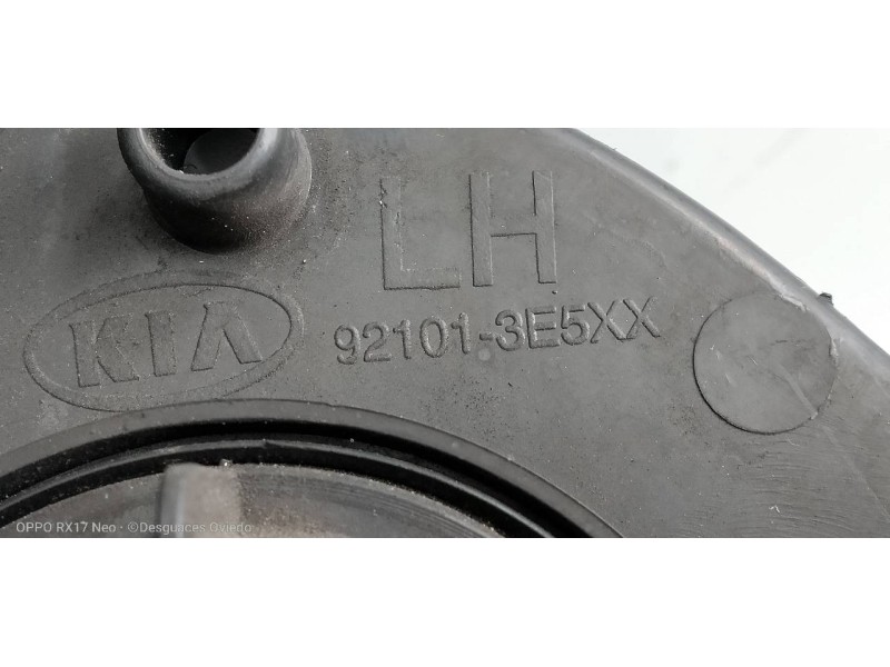 Recambio de faro izquierdo para kia sorento 2.5 crdi referencia OEM IAM 921013E5XX  