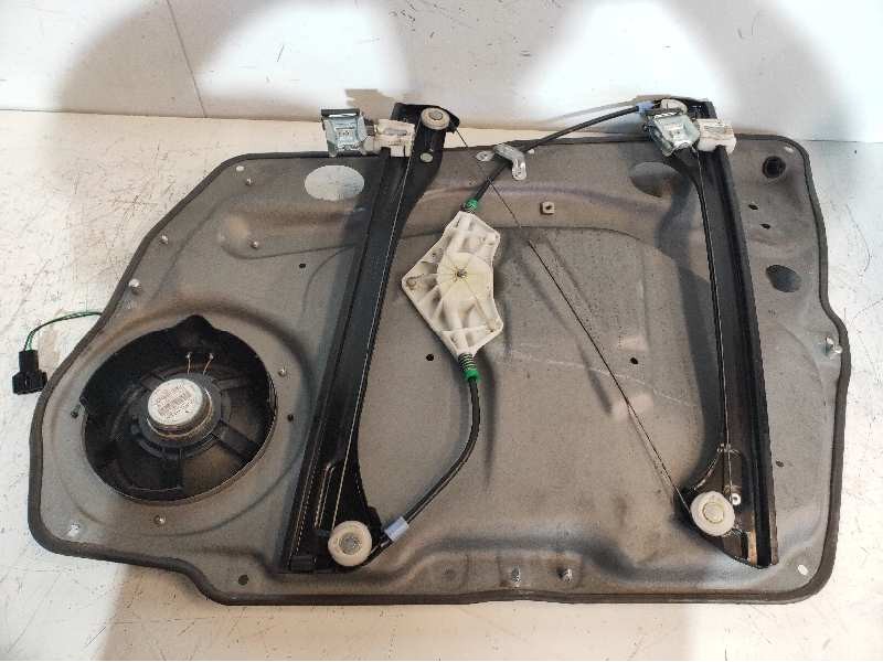 Recambio de elevalunas delantero izquierdo para mercedes clase b (w245) 180 cdi (245.207) referencia OEM IAM 1697202779 31T455 