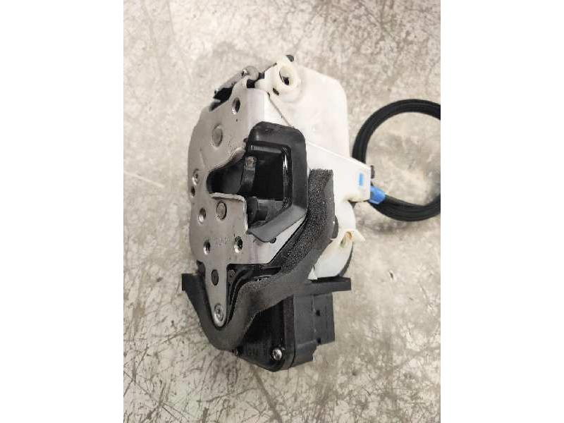 Recambio de motor cierre centralizado delantero derecho para opel mokka x color edition start/stop referencia OEM IAM 13579523  